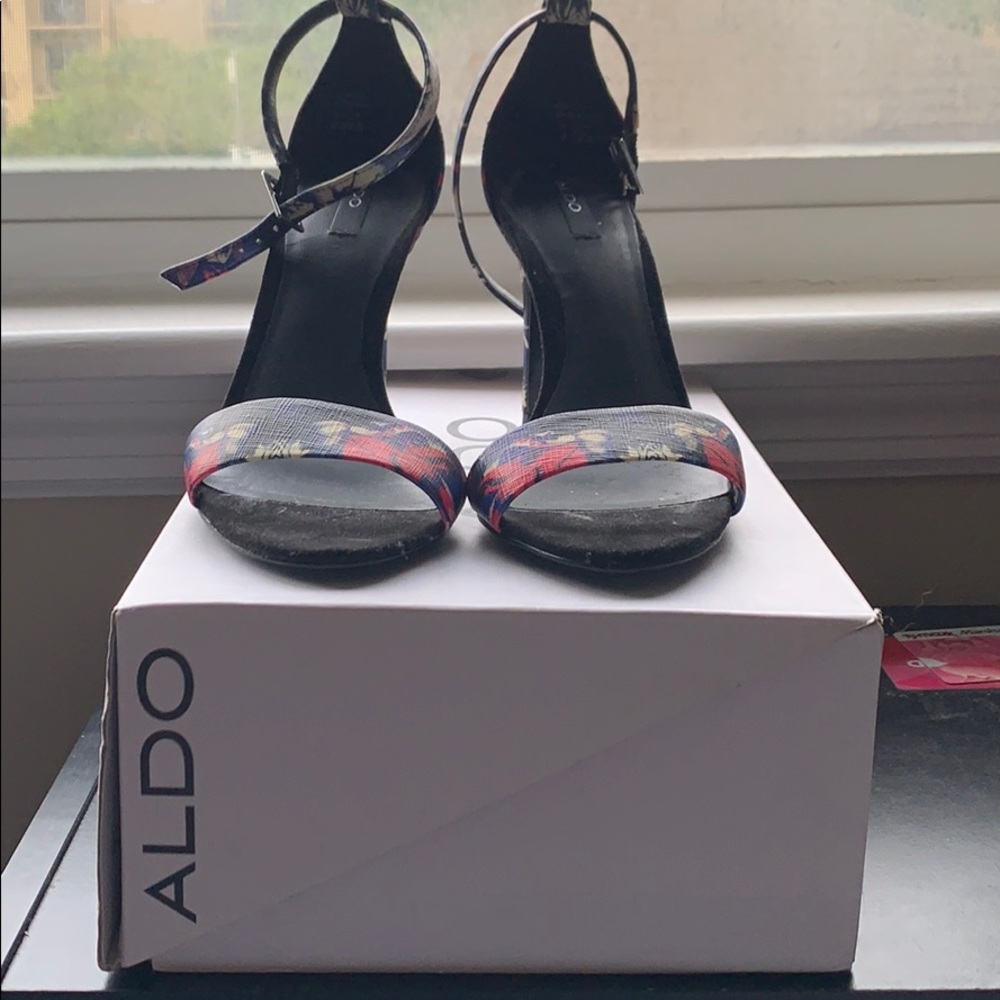 ⚡️Aldo Aztec Pattern Heels